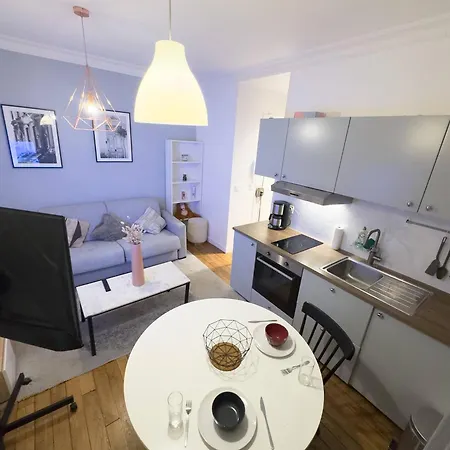 Charming In The Heart Of 18th Arrondissement Appartement